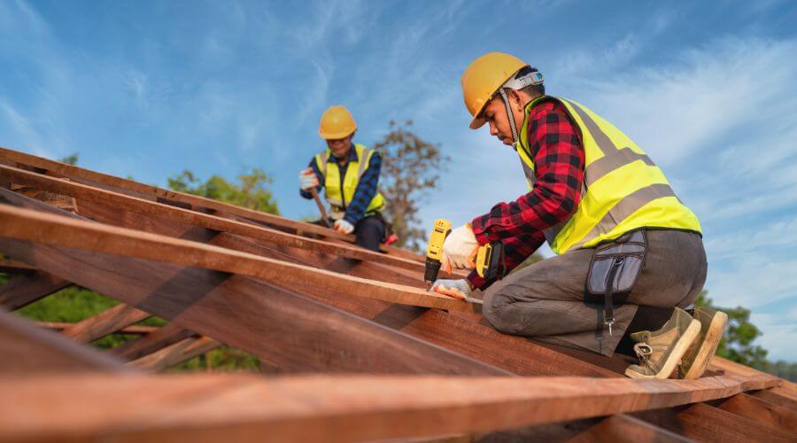 Professional Flat Roofing Installation services in McMillan, MI